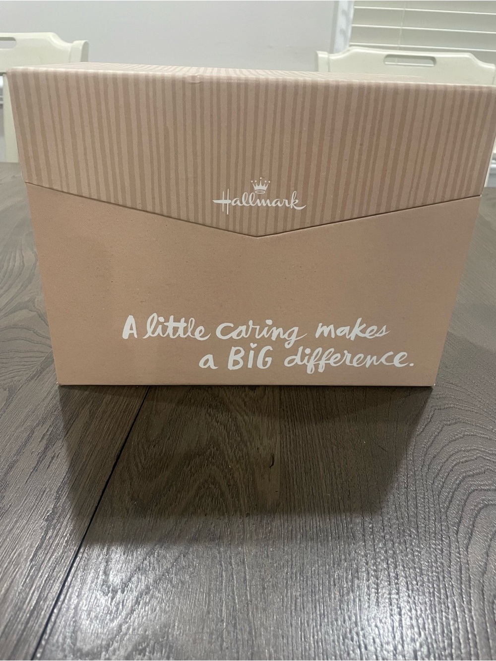 Hallmark card organizer